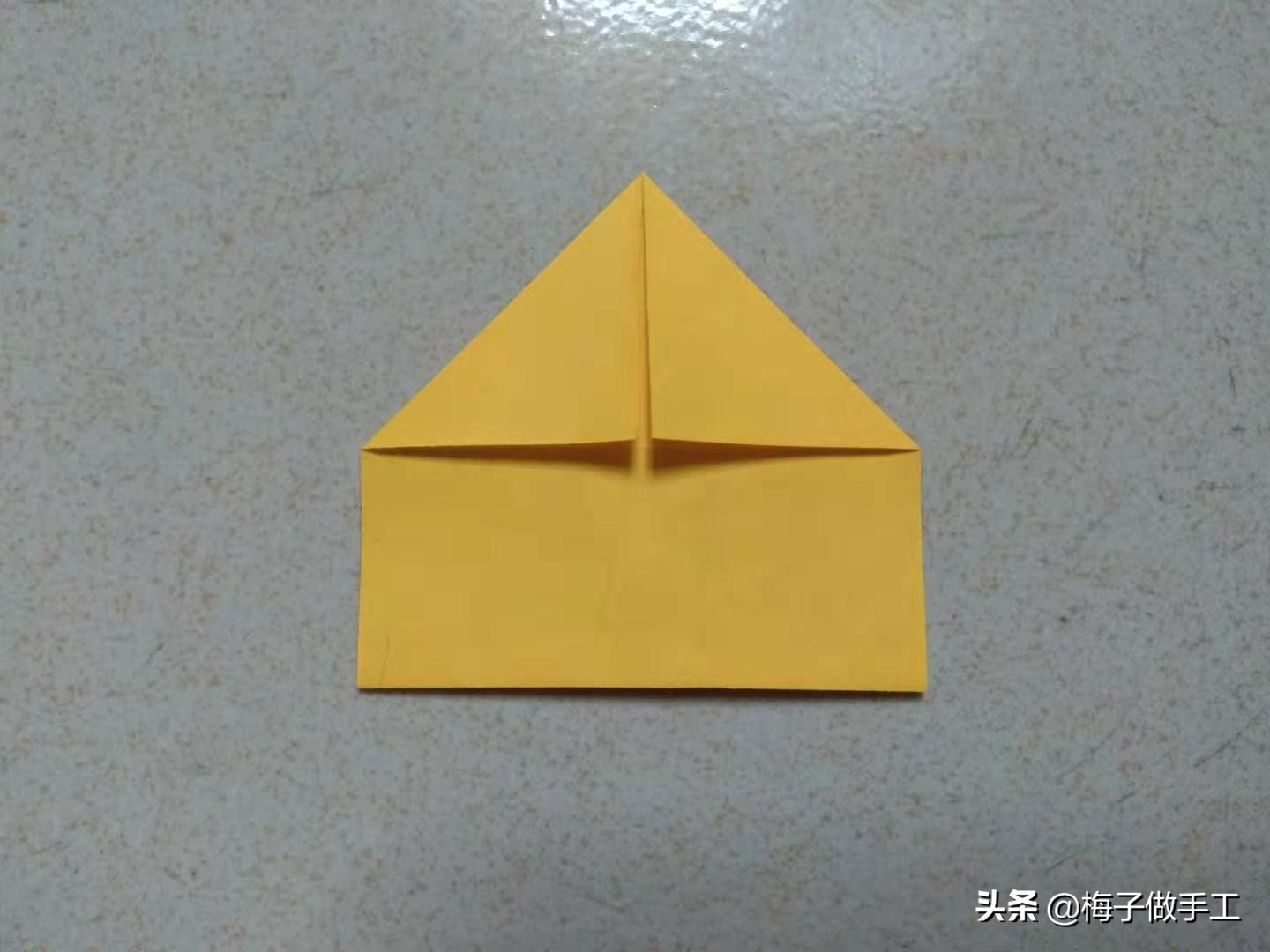 风铃折纸怎么折用做生日礼物,纸做圣诞节礼物圆筒是怎么折的