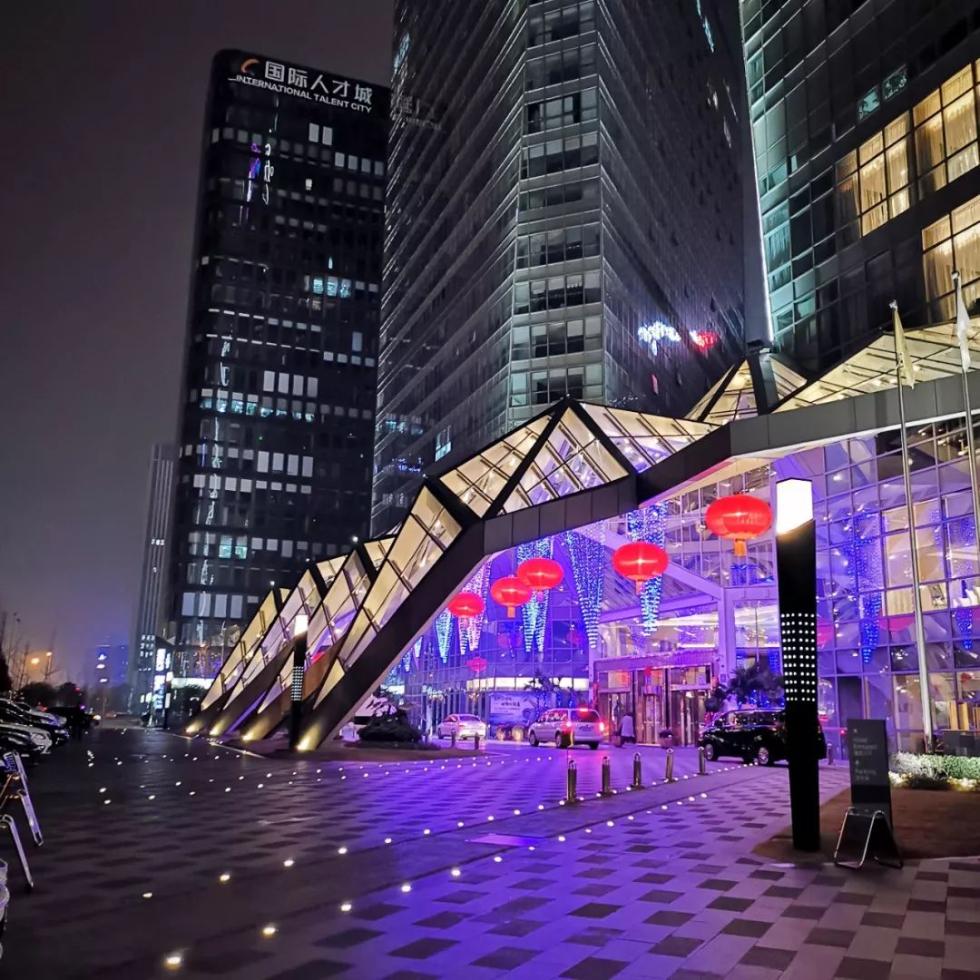 成都希尔顿酒店是几星级,成都希尔顿酒店集团