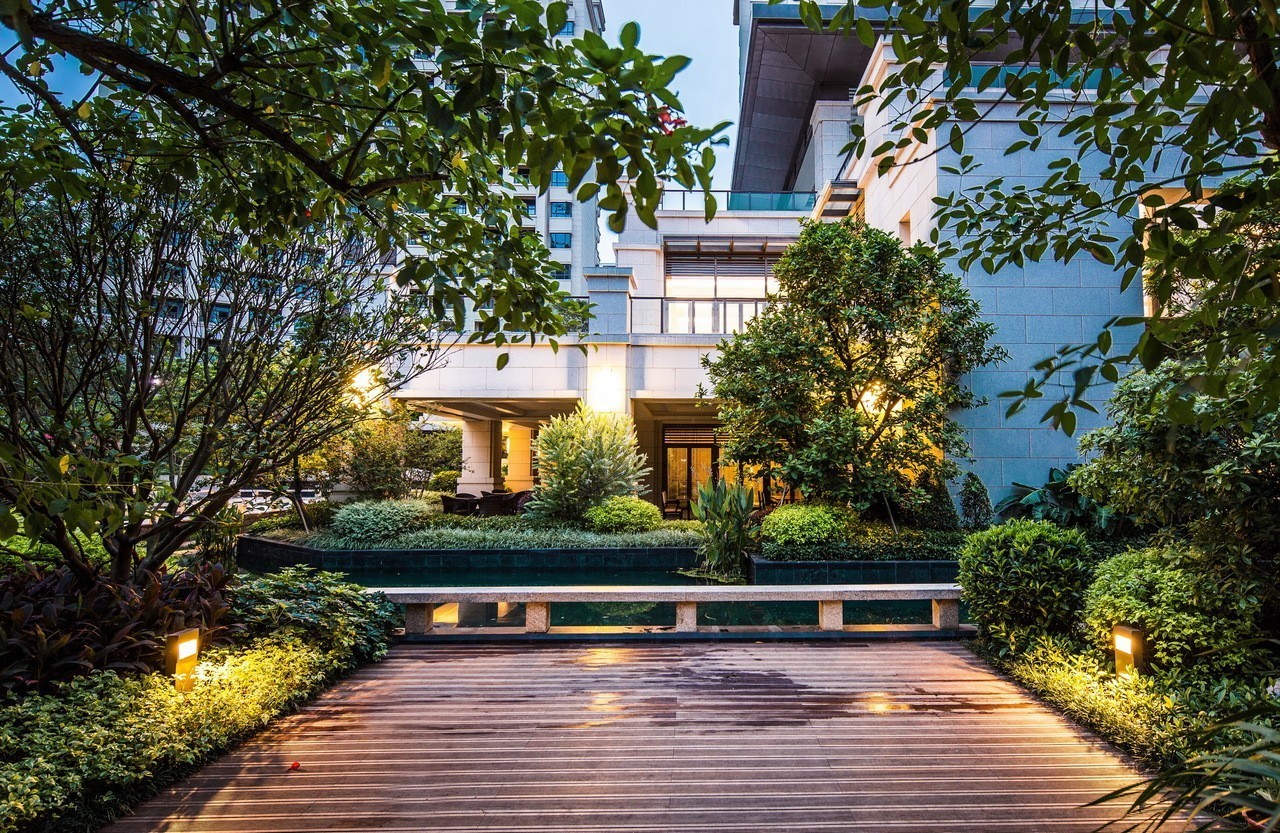 别墅7字型花园设计,12平方别墅露台设计