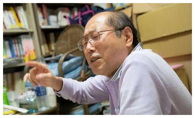 星期一不止有“比村乳业”，还有神经质的日本版《1818黄金眼》