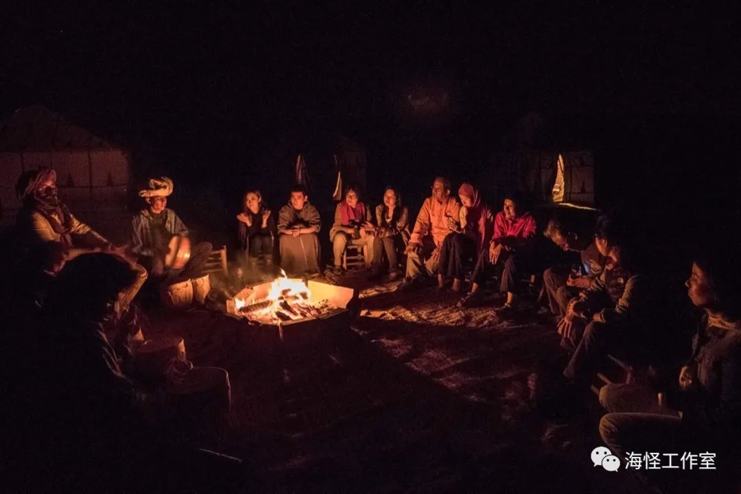 在法国留学的中国学生,在中国生活8年的法国小哥回国后