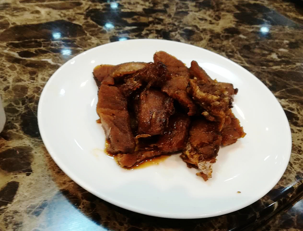 朋友生日请吃饭还得大家平摊买单,朋友生日请吃宴席