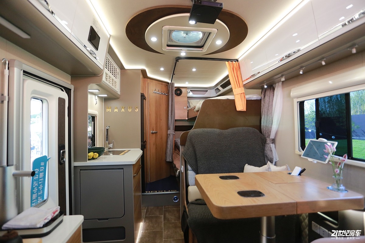 平头轻卡c型房车跃进,详解上汽跃进H500轻卡房车