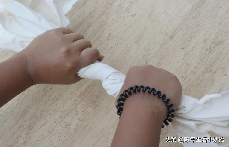 衣服扎染教程新手入门,扎染有图案的衣服