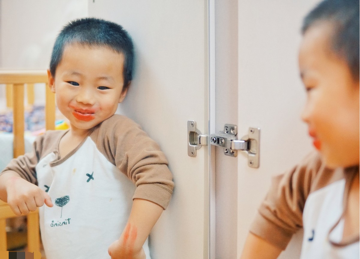 孩子爱臭美是好事,孩子爱臭美怎么引导