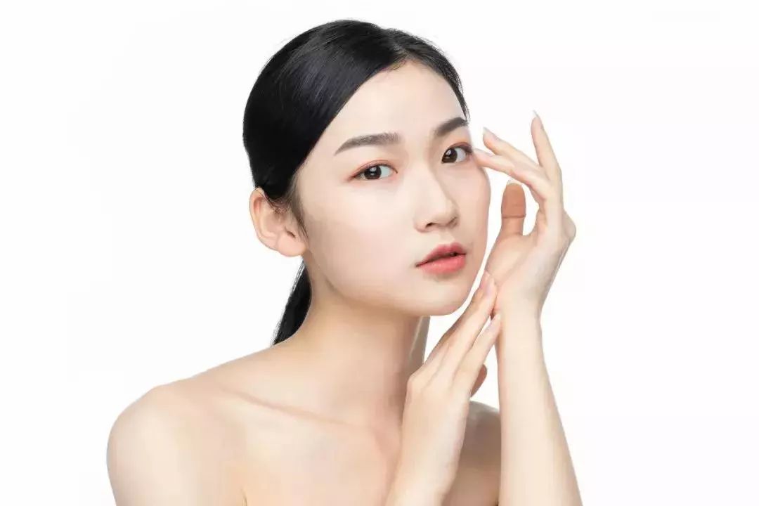 割完双眼皮不忌嘴会怎样,全切双眼皮疤痕增生期是什么时候