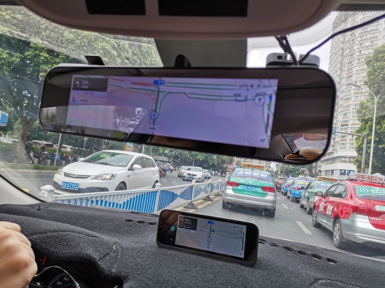 70迈智能后视镜梦想版评测,70迈智能后视镜和梦想版区别