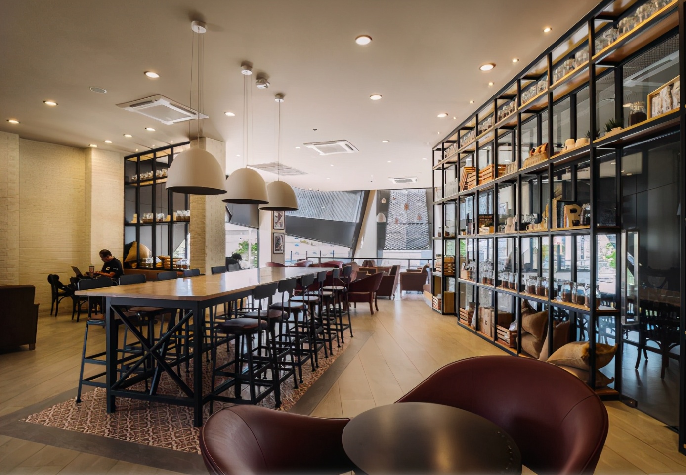 墙裂推荐！即使不喝咖啡也要打卡的巨有范儿泰国星巴克