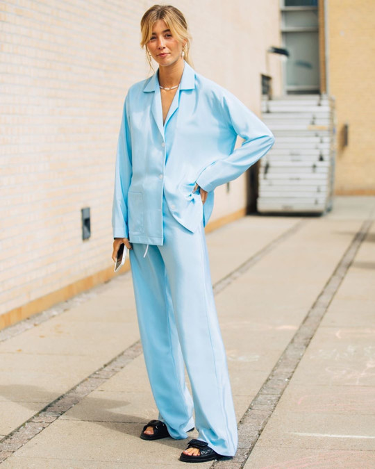 kylie是怎么成为亿万富豪的,一屋子的鞋子