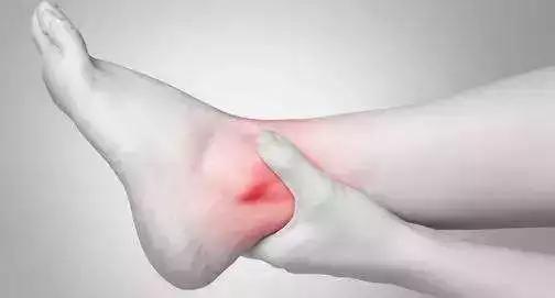 对膝盖比较好的跑鞋,适合脚踝力量弱的跑鞋