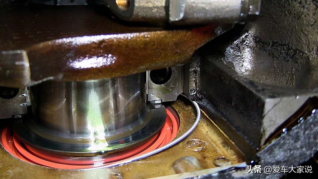 汽车放着不开多久发动一次,汽车长时间不开怠速启动多久合适