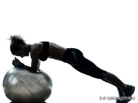 游泳腰痛应该停止游泳吗,游泳腰疼