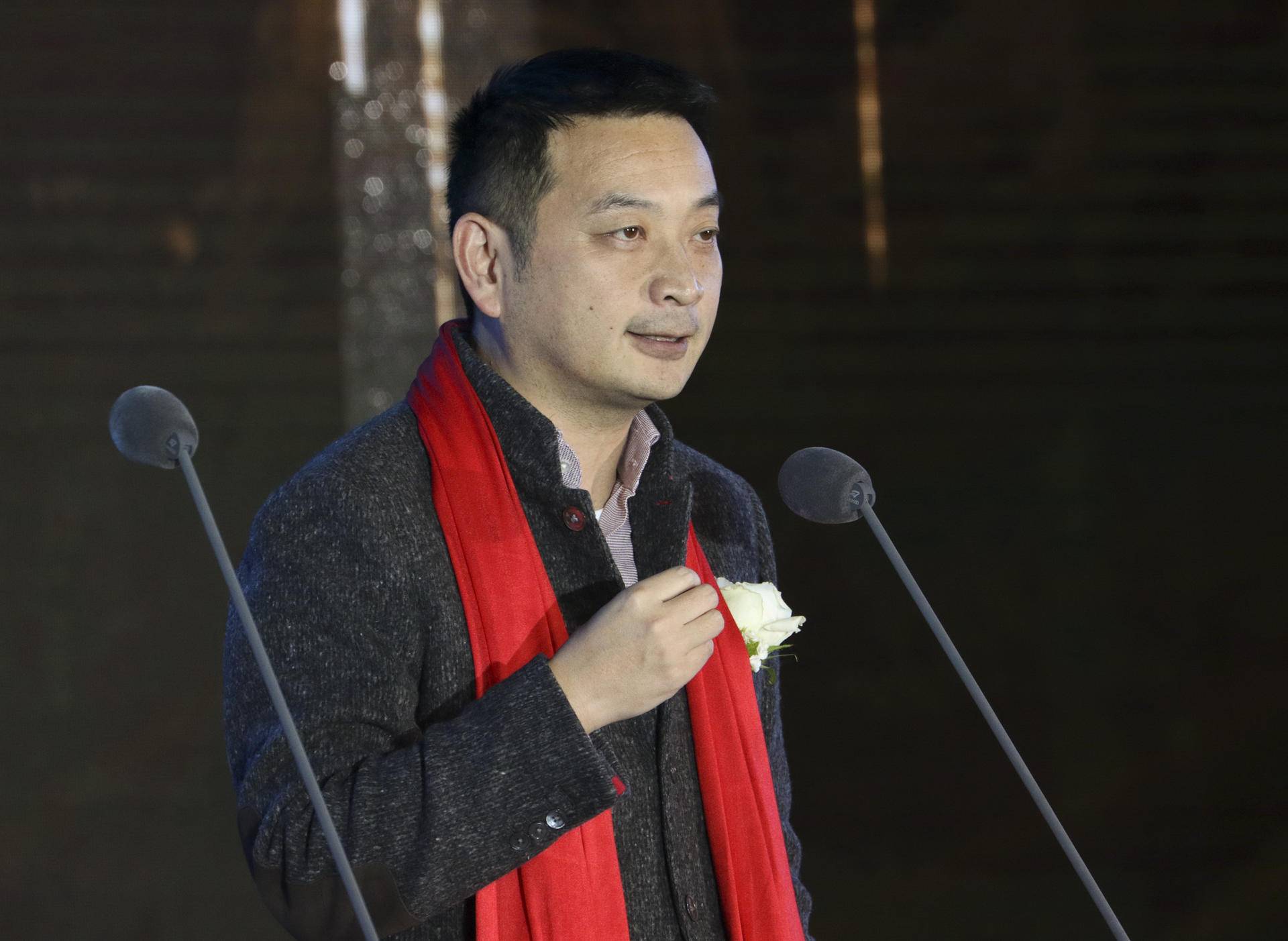 携程突围之困主营业务增速放缓 (携程新增营收增速)