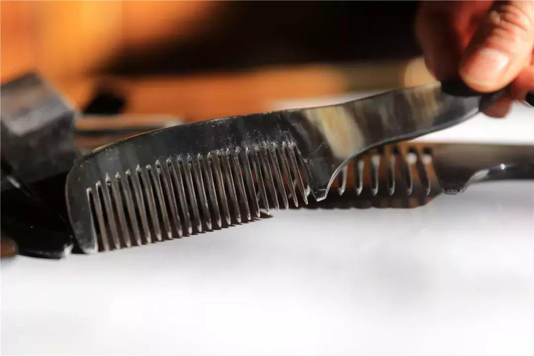 腾冲牛角梳,腾冲藤野镇洞山