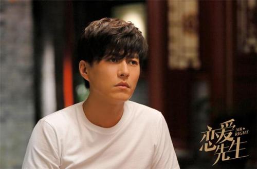 情侣间感情升温的十五个话题,每天一个情侣感情升温小技巧