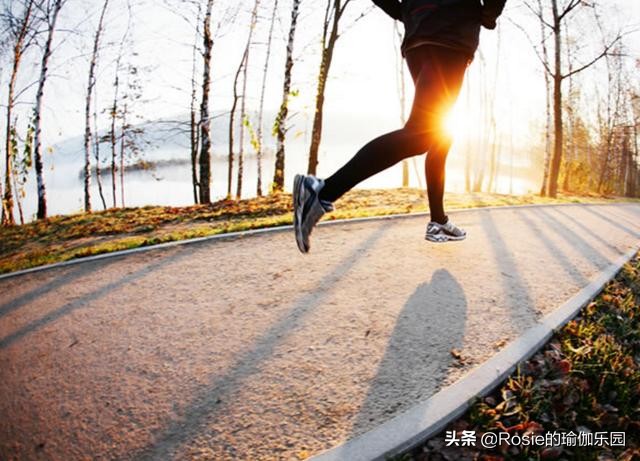 改善大腿粗腿型的动作学生,小腿粗壮如何穿搭变细腿