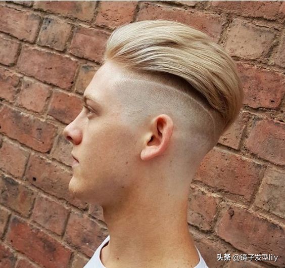 男士发型怎么剪才能让头发变蓬,头顶稀疏不烫头发型男