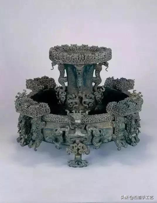 国家*物文**局说，这64件国宝永久禁止出国展览