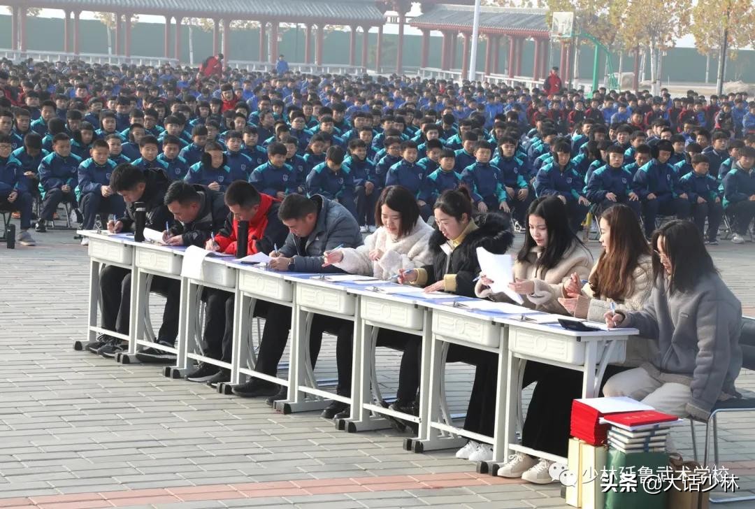 诵读经典浸润书香演讲稿,诵读经典美文书香浸润心灵朗诵稿