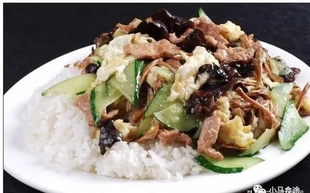 怎样炒肉好吃简单又好看,简单好吃的炒肉做法