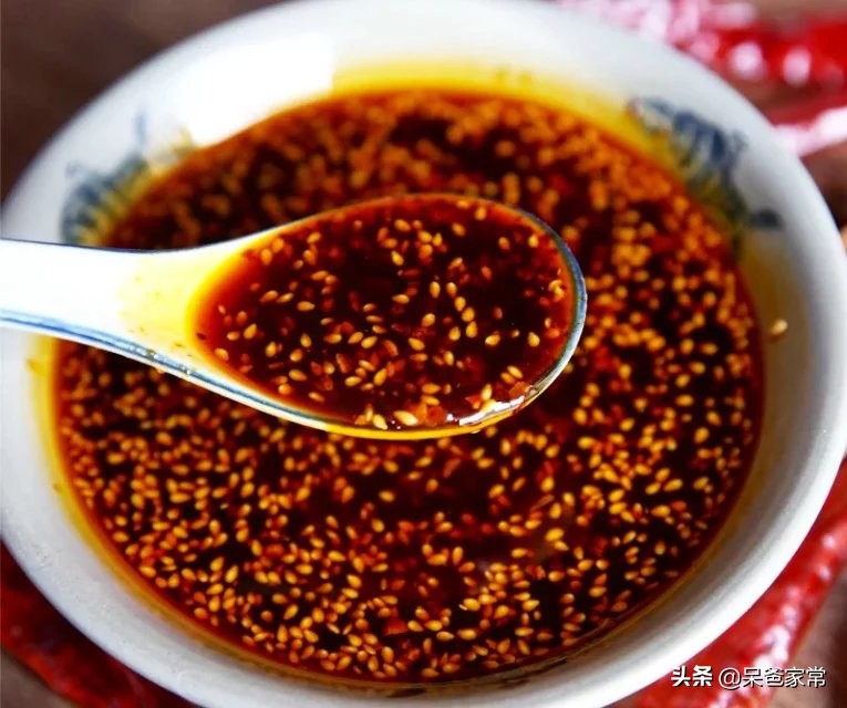 呆爸家常：为什么你做辣椒油不香，颜色也不红亮？因为你没这几步