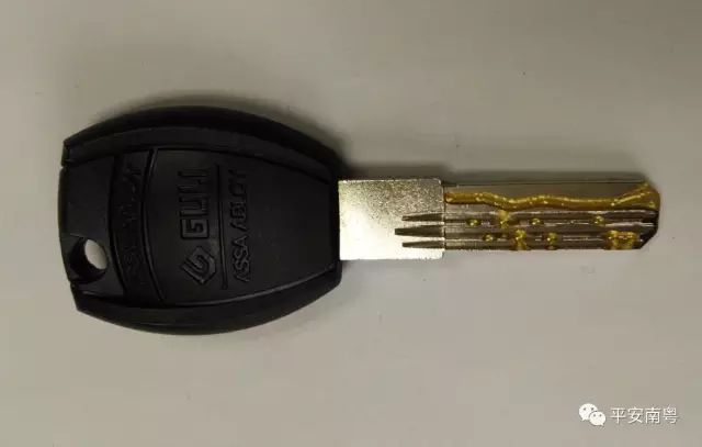 你家的门锁安全吗光明网,你家的防盗门真的防盗吗