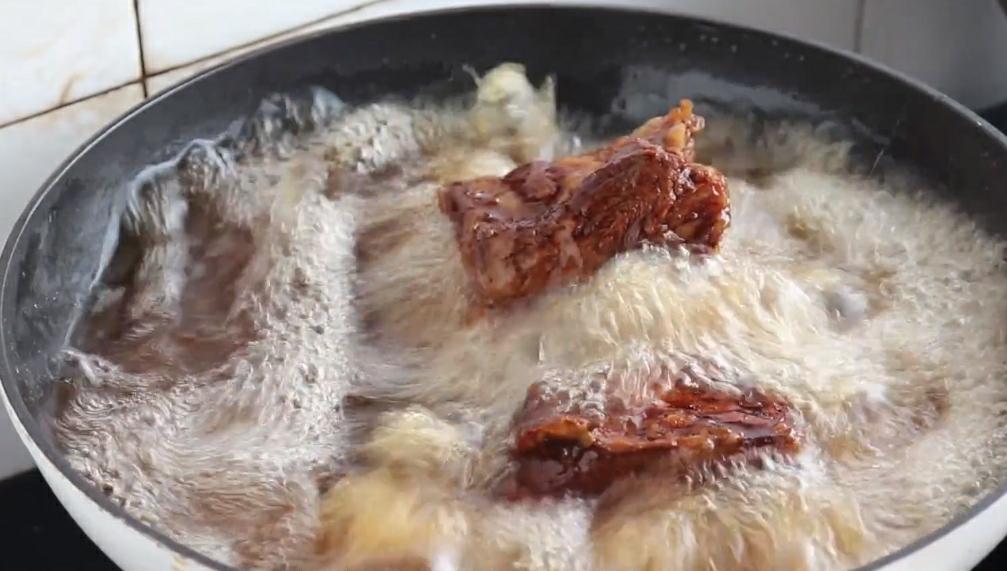 炸扣肉起泡正确做法,炸扣肉怎么做简单又好吃