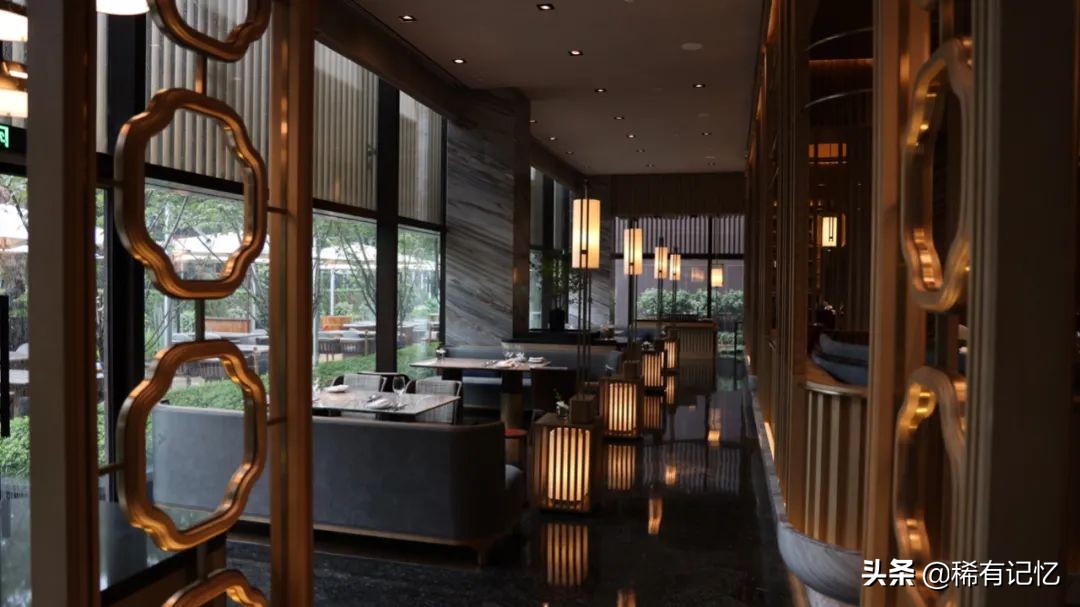 苏州顶奢酒店推荐,在苏州最高酒店住一晚是什么体验