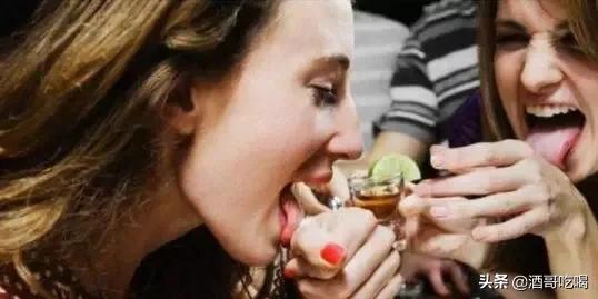 龙舌兰是如何酿制成龙舌兰酒的,正宗龙舌兰酒喝法视频