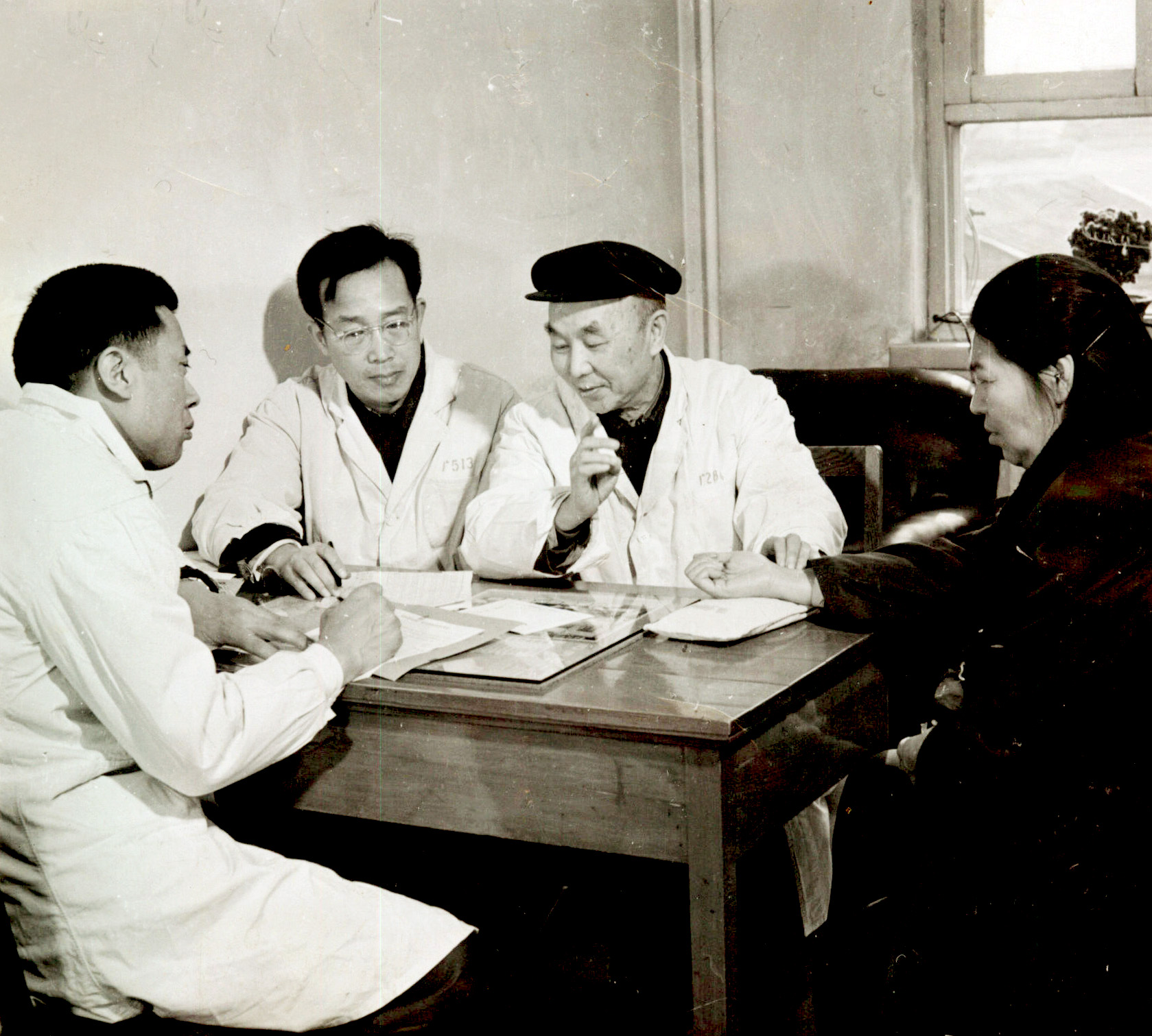 在传承发扬中纪念：朱仁康学术思想及临床经验传承论坛在京举行