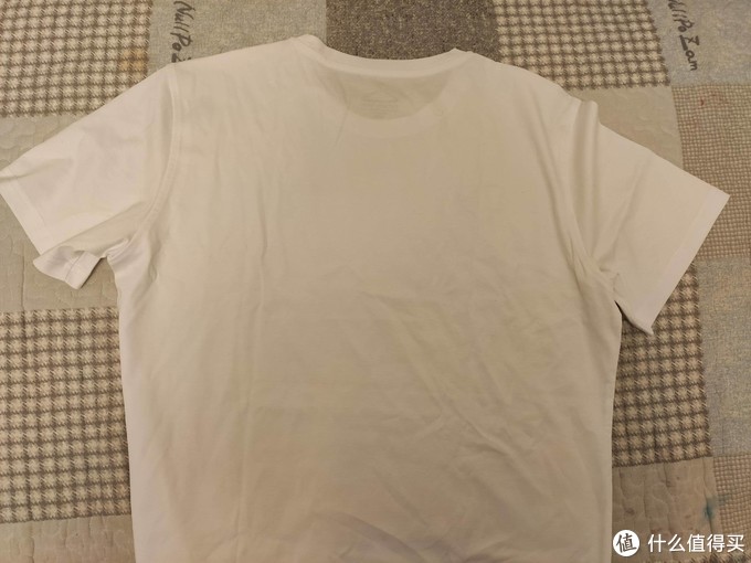 六款热销经典款T恤横向评比，哪款才是你的最爱