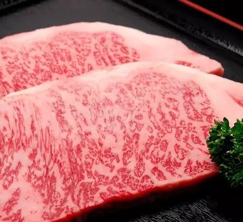 世界顶级牛肉是什么牛,世界最顶级的牛肉视频