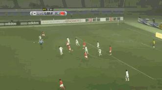 重温经典瞬间，他没有再踢断法国队的“腿”，却让他们丢了魂