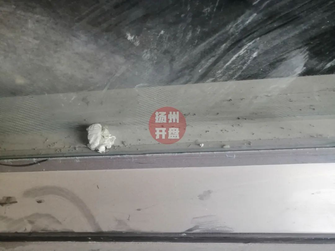 商家血亏！扬州一商场唱起空城计，现场一片狼藉