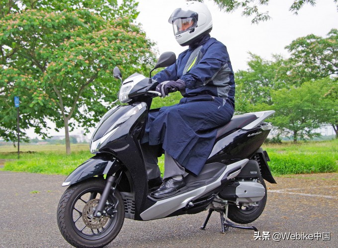 下雨天摩托车必备装备,骑摩托车下雨天必备神器