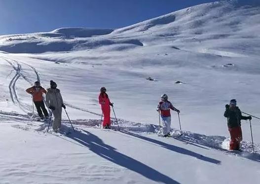 新疆十大滑雪场排行榜,疆内难度最高滑雪场
