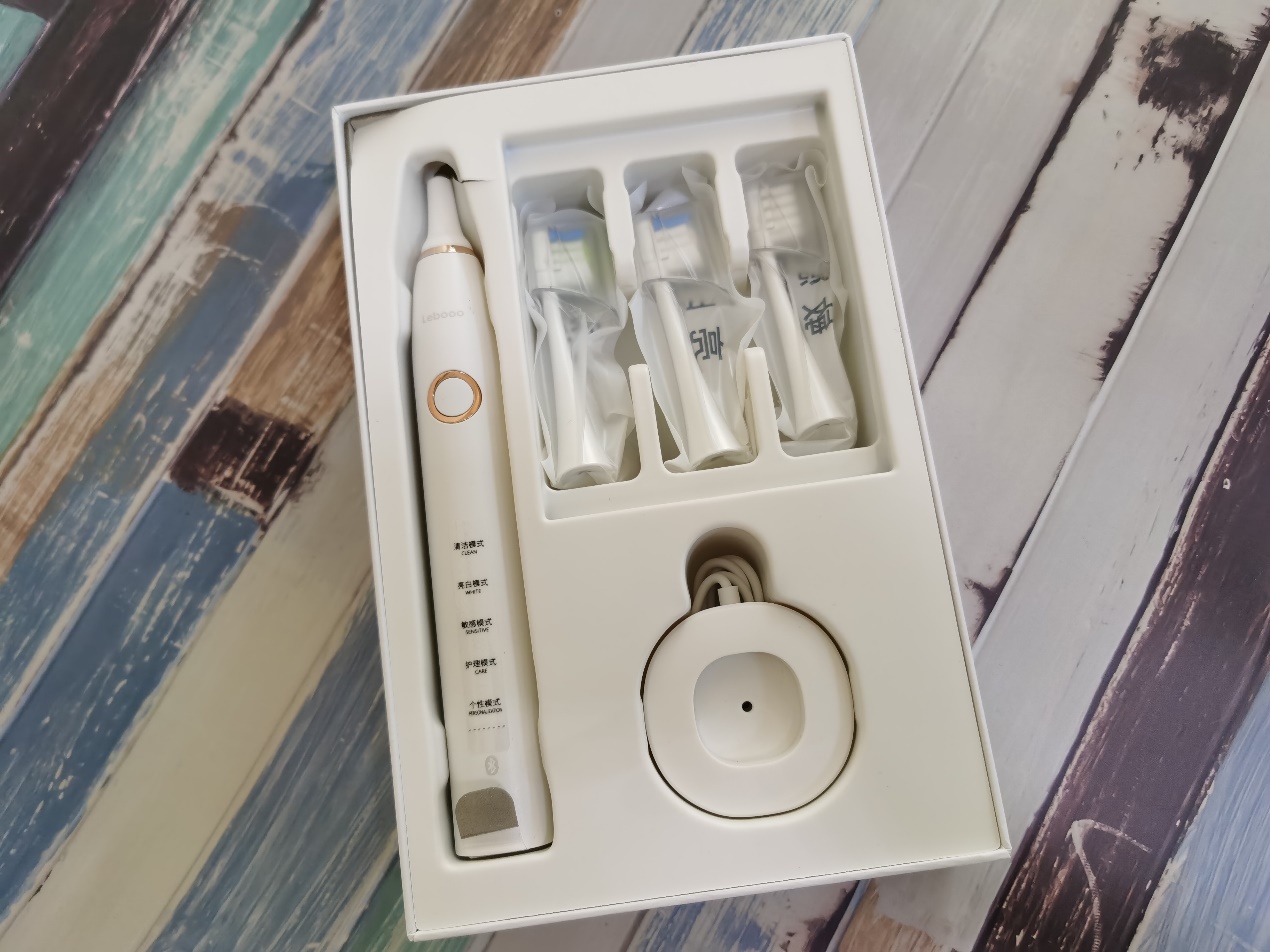 你的刷牙够全面吗？华为HiLink力博得智能声波牙刷（星钻）体验！