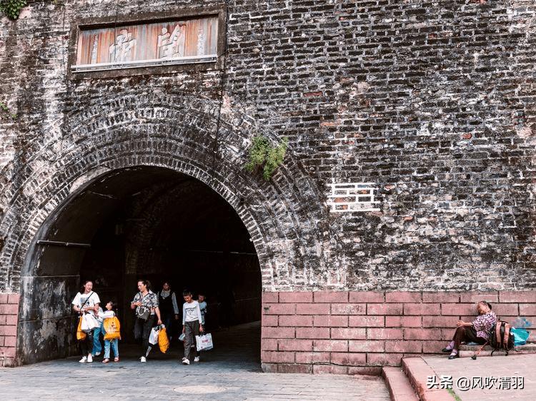 四川很懒的一个古城，适合避暑被赞“小春城”，大山深处少有人知