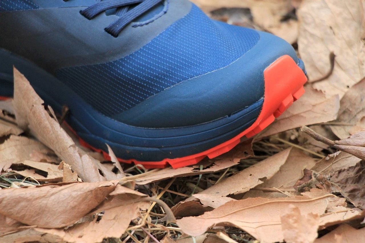 透气抗水登山鞋,耐磨防滑透气缓震登山徒步鞋