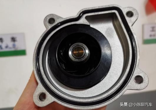 斯柯达明锐报水温低故障,斯柯达明锐跑高速水温高怎么解决