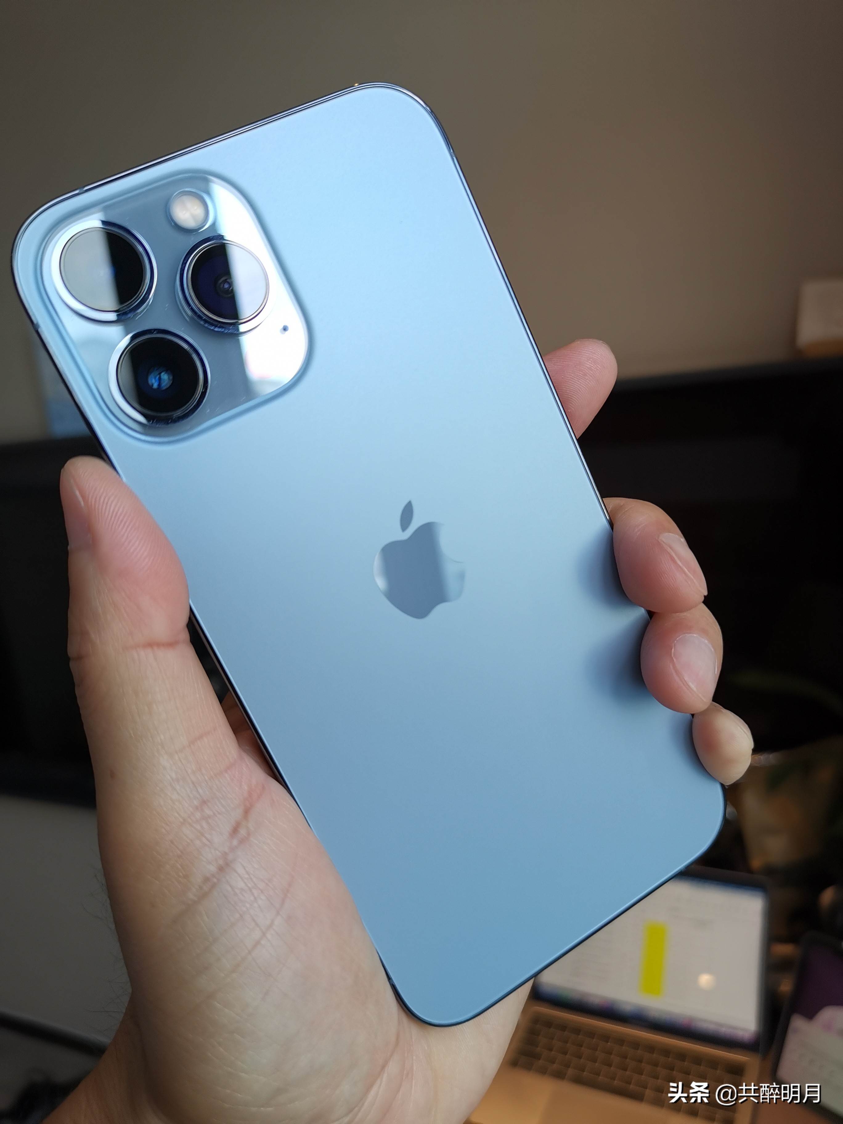 iphone13promax刚买提示软件升级,iphone13promax刚买要充电