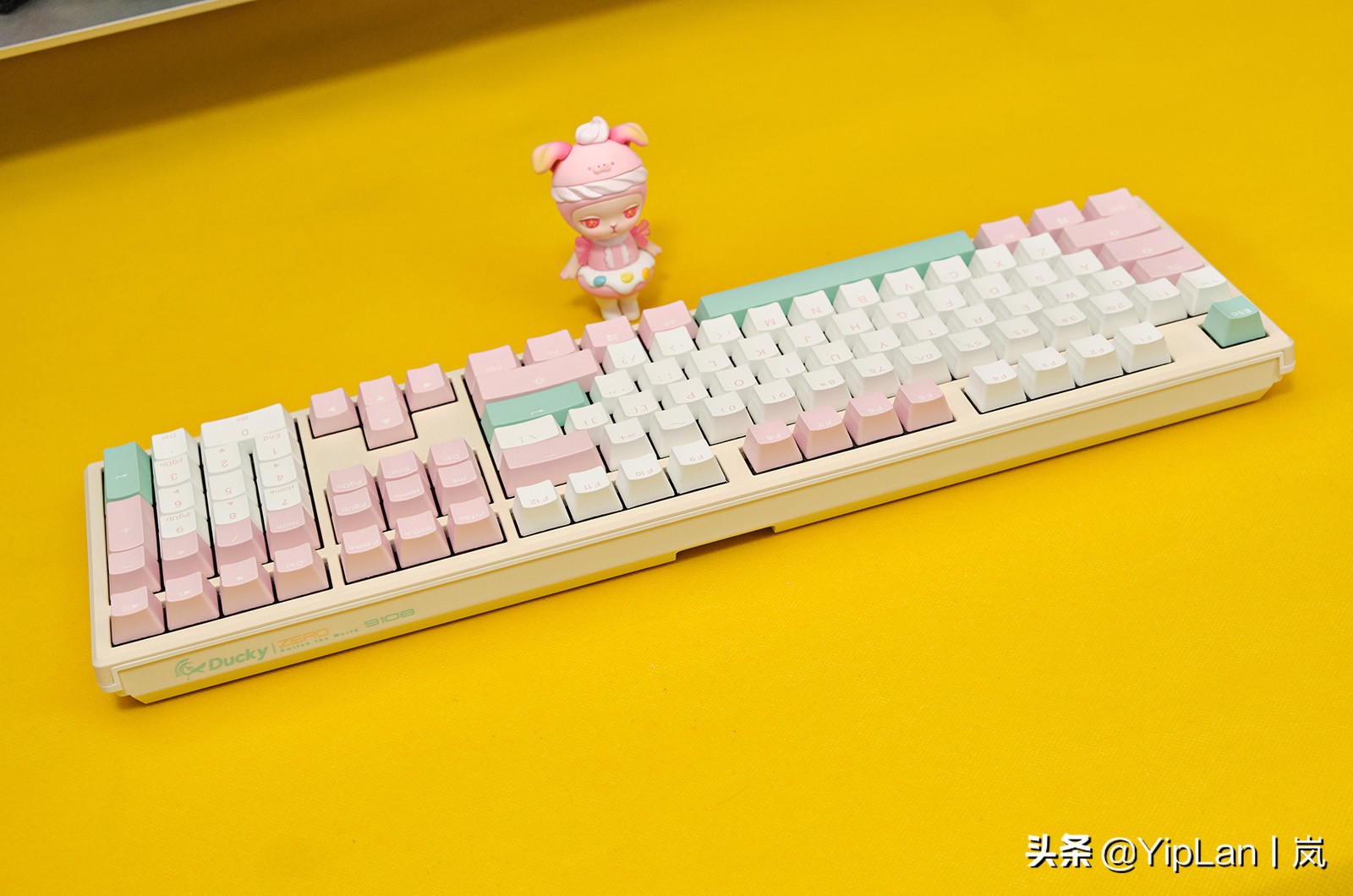 吉利鸭duckyone2开箱,吉利鸭duckyone2冲鸭系列键盘评测