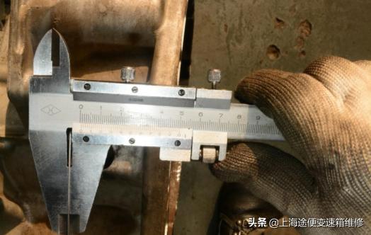 帕萨特七速双离合起步抖动,帕萨特干式双离合器起步共振大