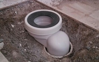 卫生间马桶孔距留大了该怎样补救,新房装修马桶坑距怎么测量