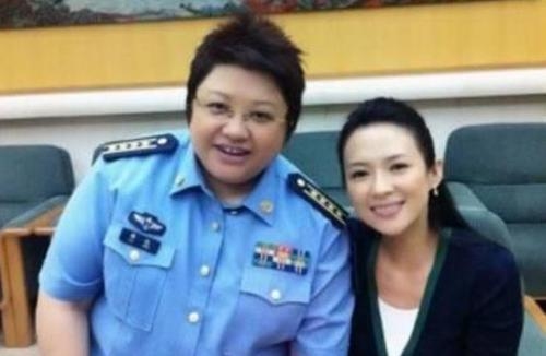 央视主持人管彤成家了吗,49岁央视主持人管彤