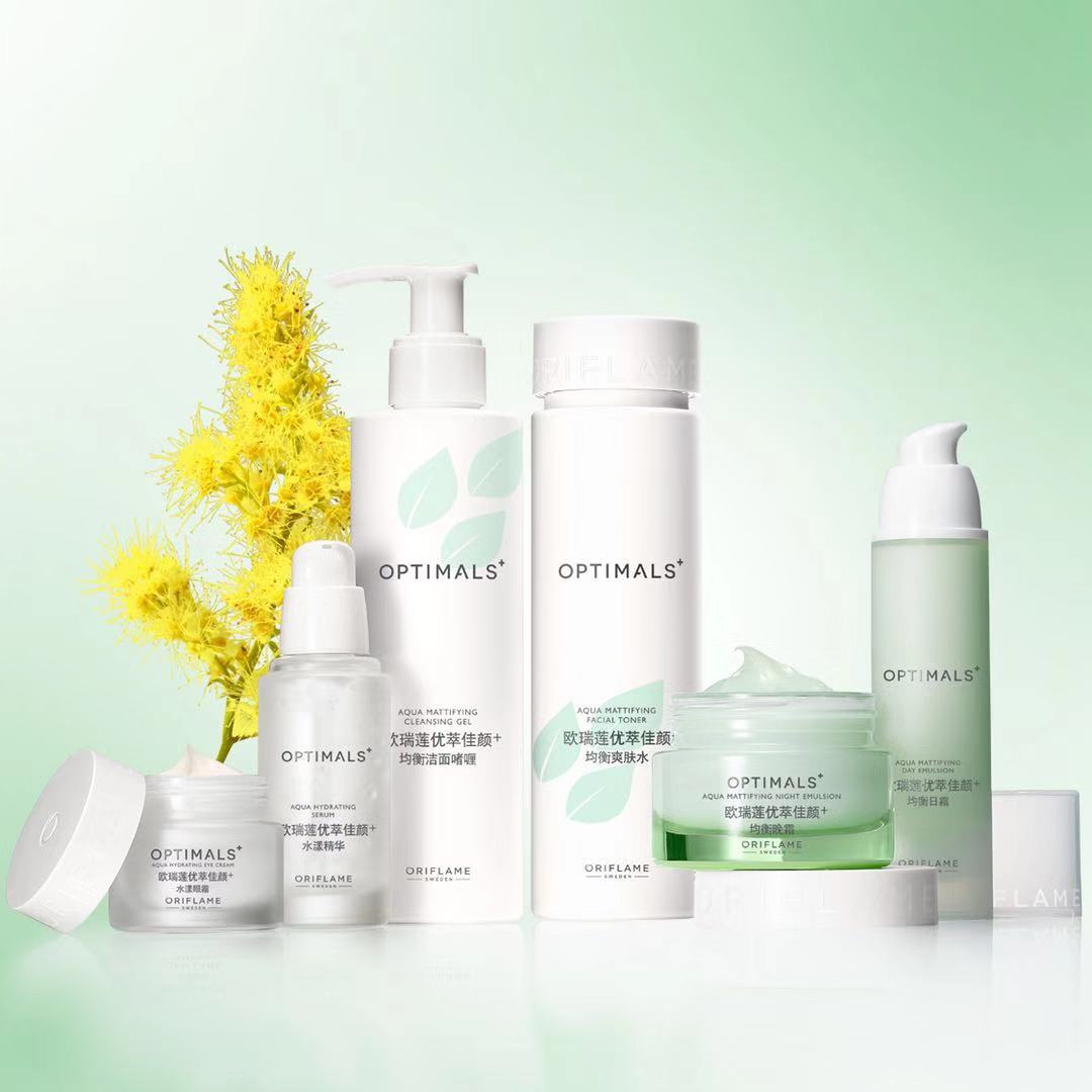 花一样的脸庞是什么样,毛孔大脸颊像草莓