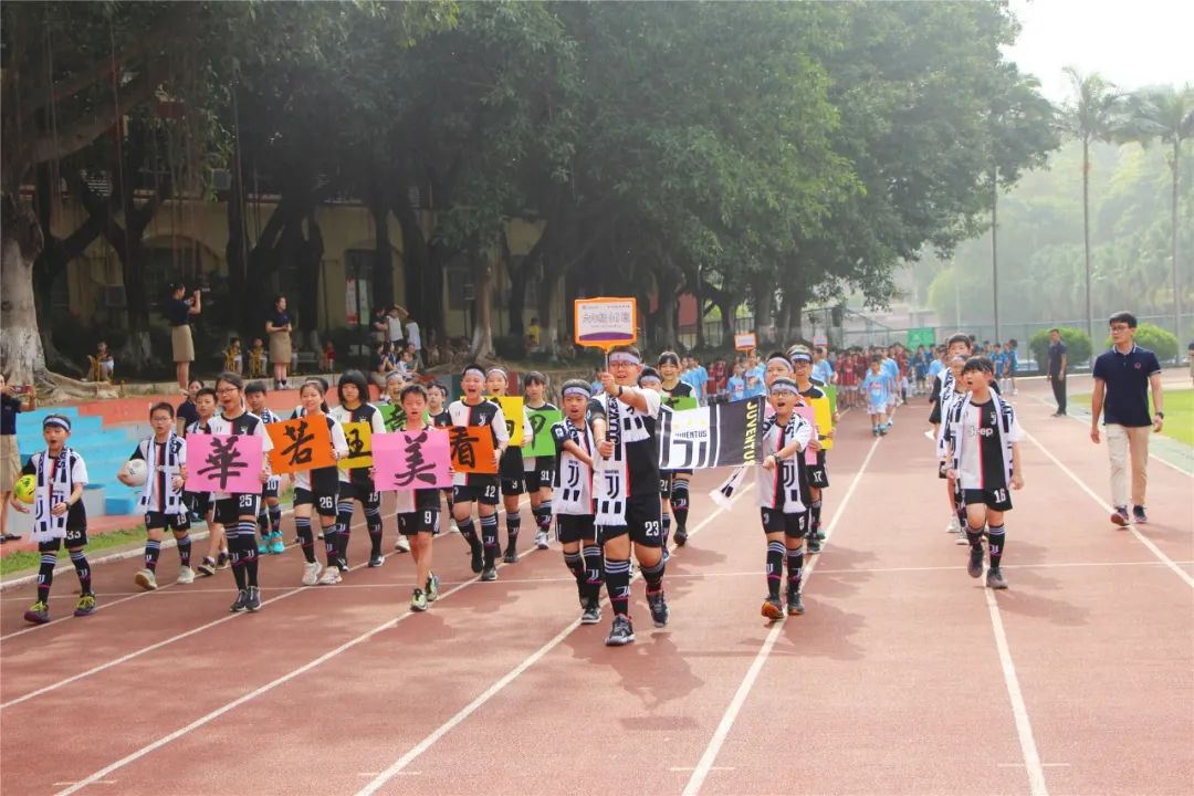 校园足球点燃绿茵梦想,校园足球联赛拉开序幕