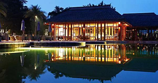 去云南哪里泡温泉最好,云南必去十大景区推荐