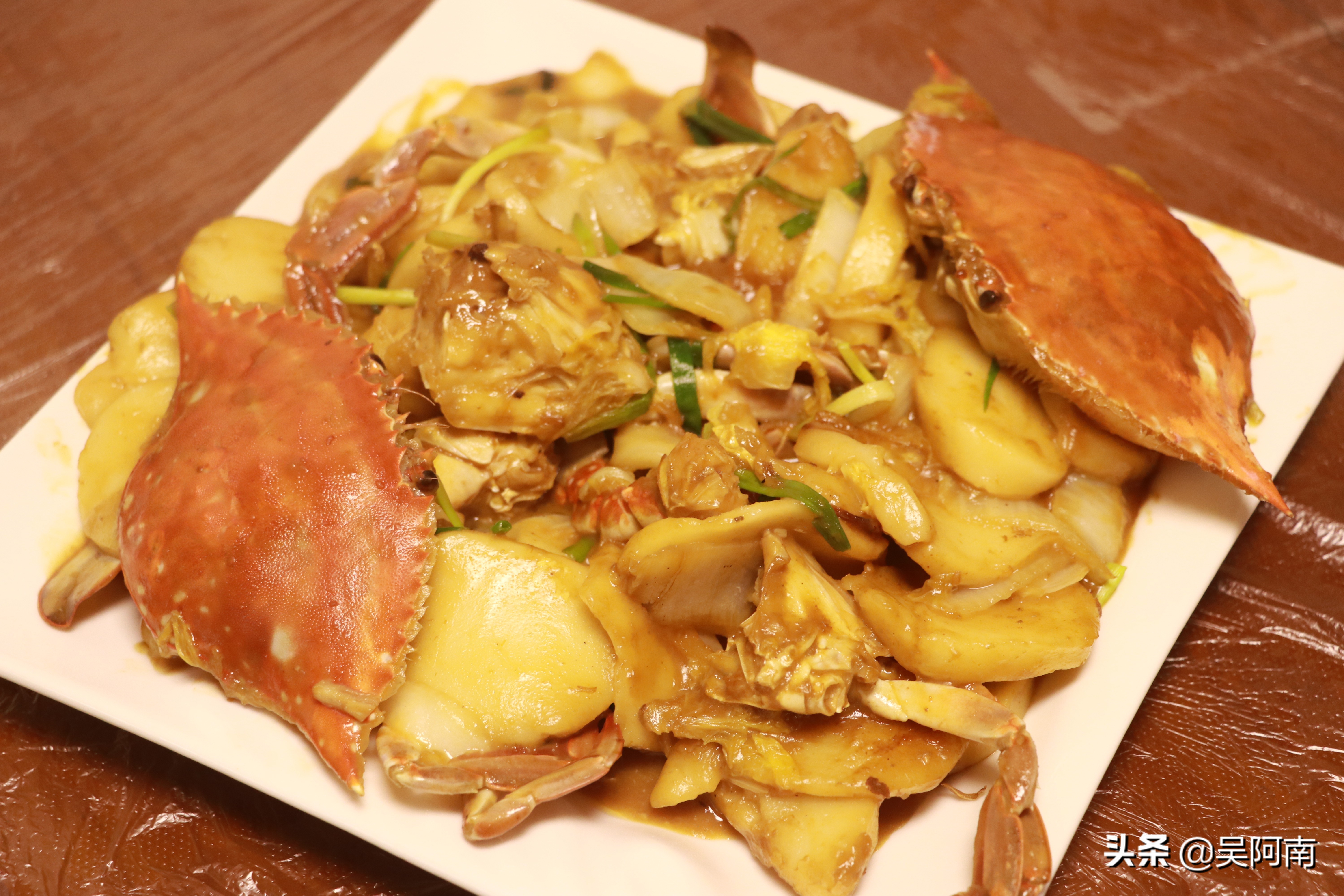 什么时候的螃蟹最肥美,教你挑选螃蟹的8个技巧