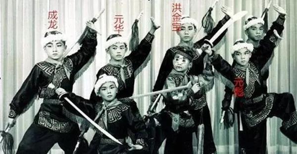 成龙功夫巅峰时期的动作,成龙武打功夫